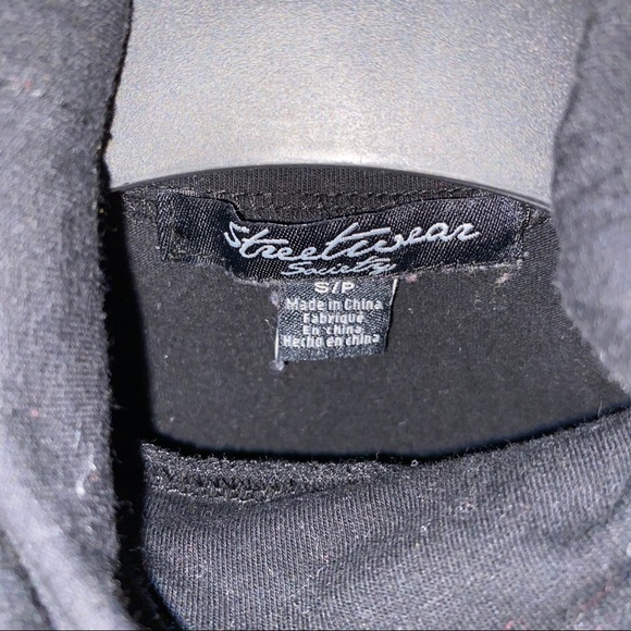 URBAN PLANET turtleneck - Picture 2 of 2